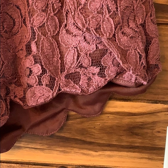 Charlotte Russe Floral Shorts in Mauve - Picture 2 of 5